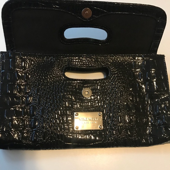 Nine West Black Patent Clutch - Picture 3 of 6